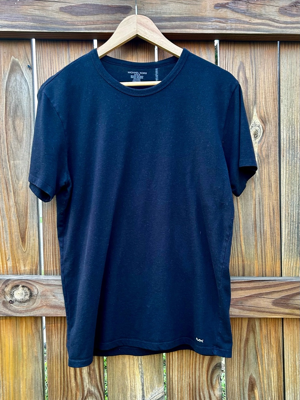 Michael Kors Tee Shirt Men’s Soft Ligtweight Solid  Sz. Medium